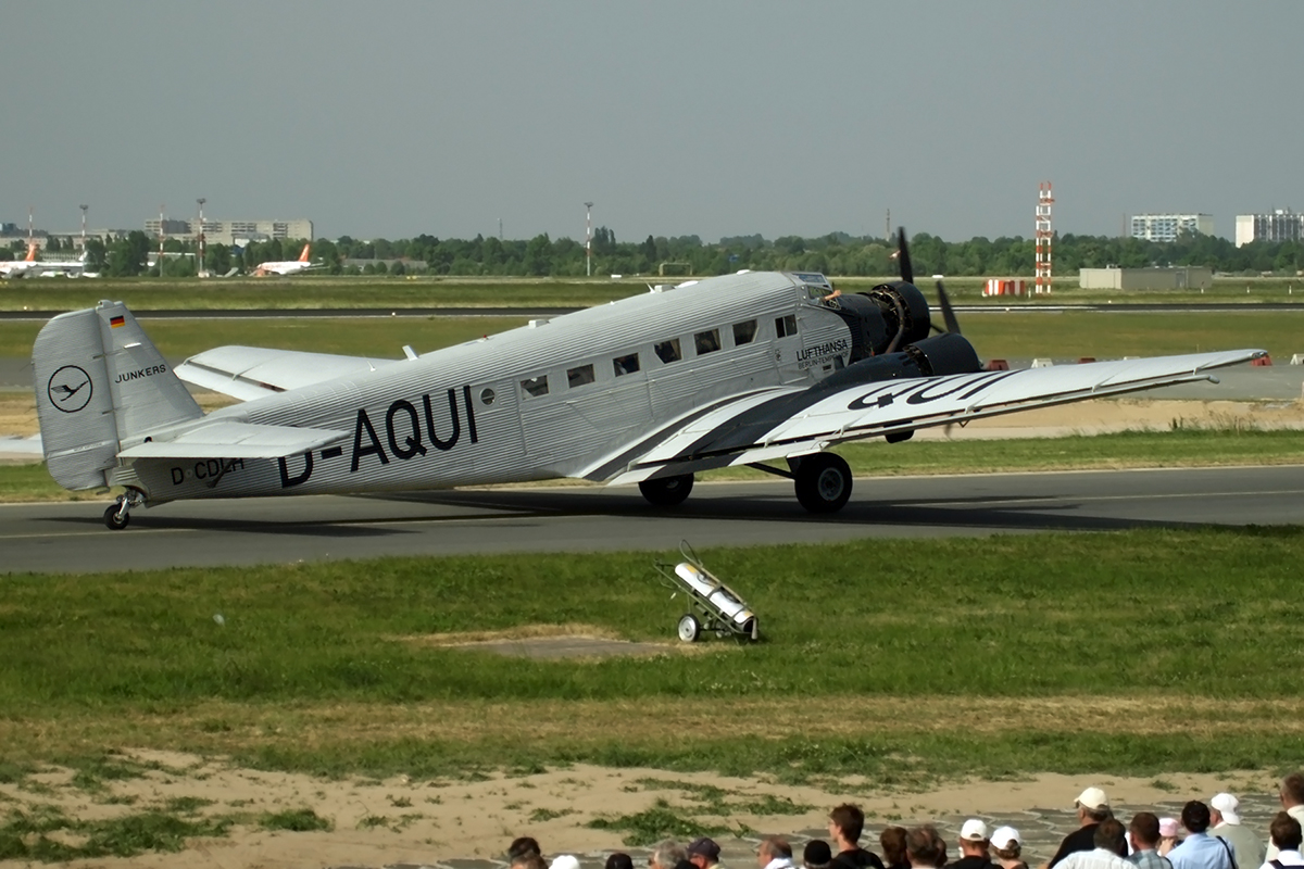 Junkers Ju-52/3mg8e Lufthansa (Berlin-Stiftung) D-CDLH Berlin_Schonefeld May_30_2008