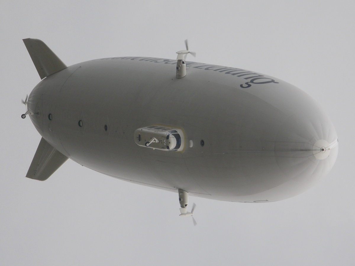 Zeppelin LZ N07-100 Airship Deutsche Zeppelin Reederei (DZR) D-LZZF Friedrichshafen_Airport April_04_2009