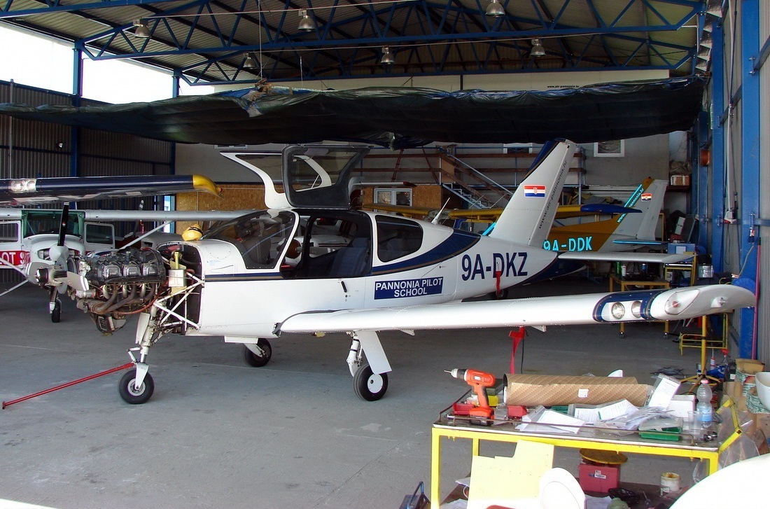 Socata TB-20 Trinidad Pannonia Pilot School 9A-DKZ Osijek-Klisa (LDOS) June_16_2012.