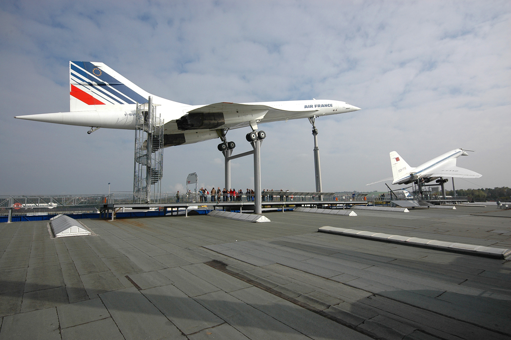 Concorde F-BVFN and Tupolev Tu-144 SSSR-77112 Sinsheim Museum Germany October_13_2007