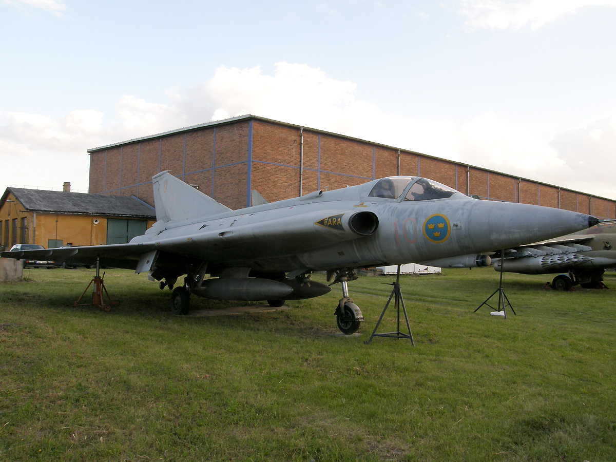 Saab 35 Draken Sweden Air Force 10 Prague_Kbely (LKKB) June_20_2009