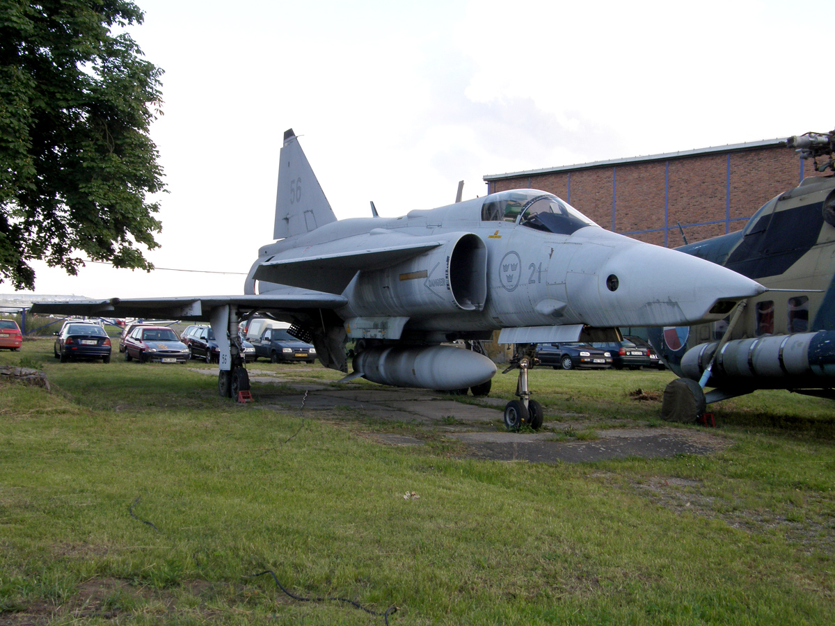 Saab 37 Viggen Sweden Air Force 21/56 Prague_Kbely (LKKB) June_20_2009