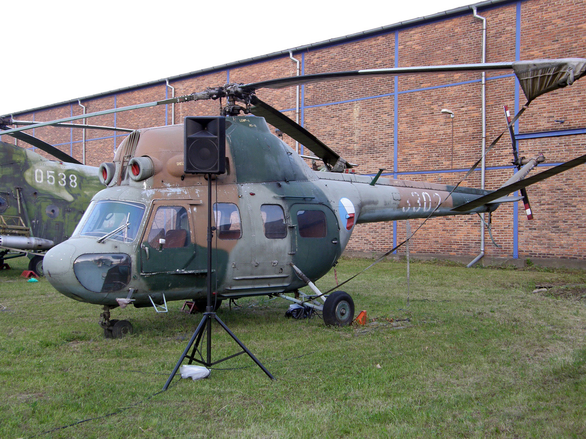 PZL-Swidnik Mi-2 Czech Air Force 3302 Prague_Kbely (LKKB) June_20_2009