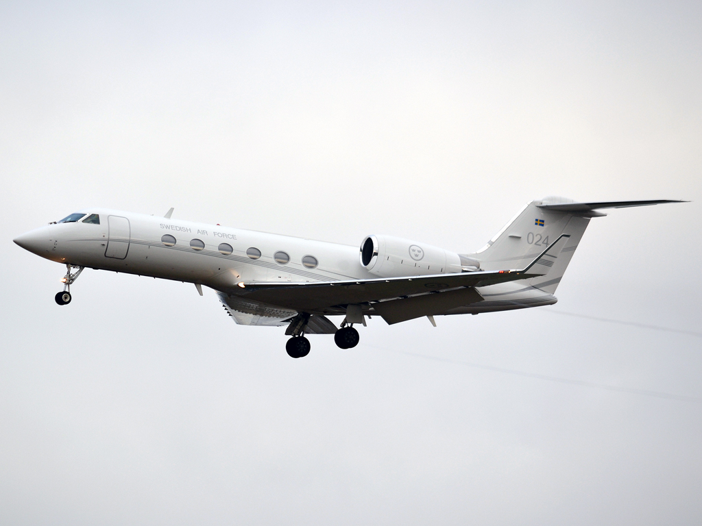 Gulfstream IV (Tp102C) Sweden Air Force 024 Prague_Ruzyne (PRG/LKPR) December_23_2011