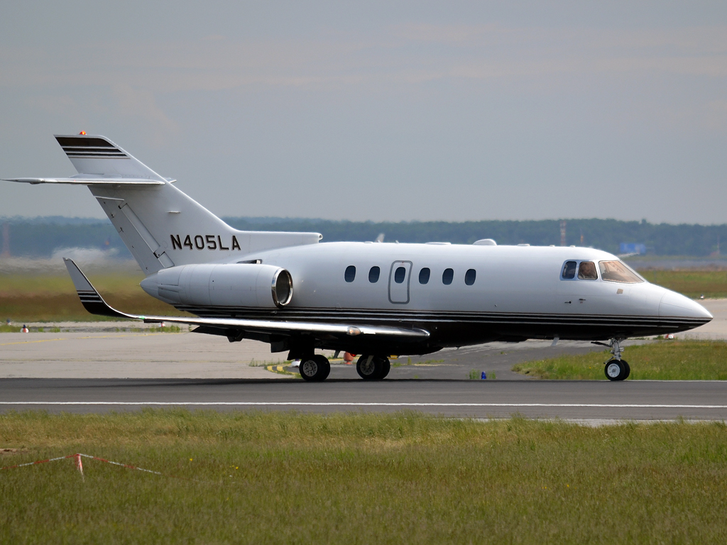 Raytheon Hawker 800XP Western Asset Management N405LA Frankfurt_Main (FRA/EDDF) May_27_2012