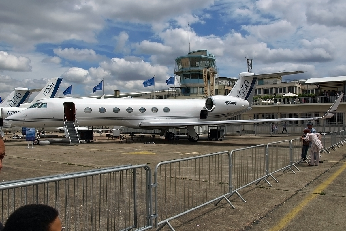 Gulfstream Aerospace G-V-SP Gulfstream G550 Untitled N550GD Paris_Le_Bourget June_24_2007