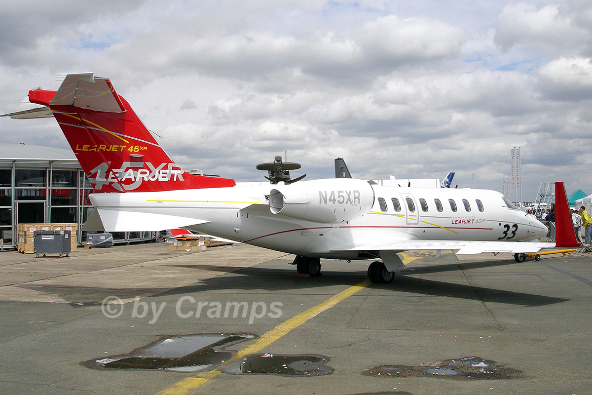 Learjet 45XR Bombardier N45XR Paris_Le_Bourget June_24_2007_A