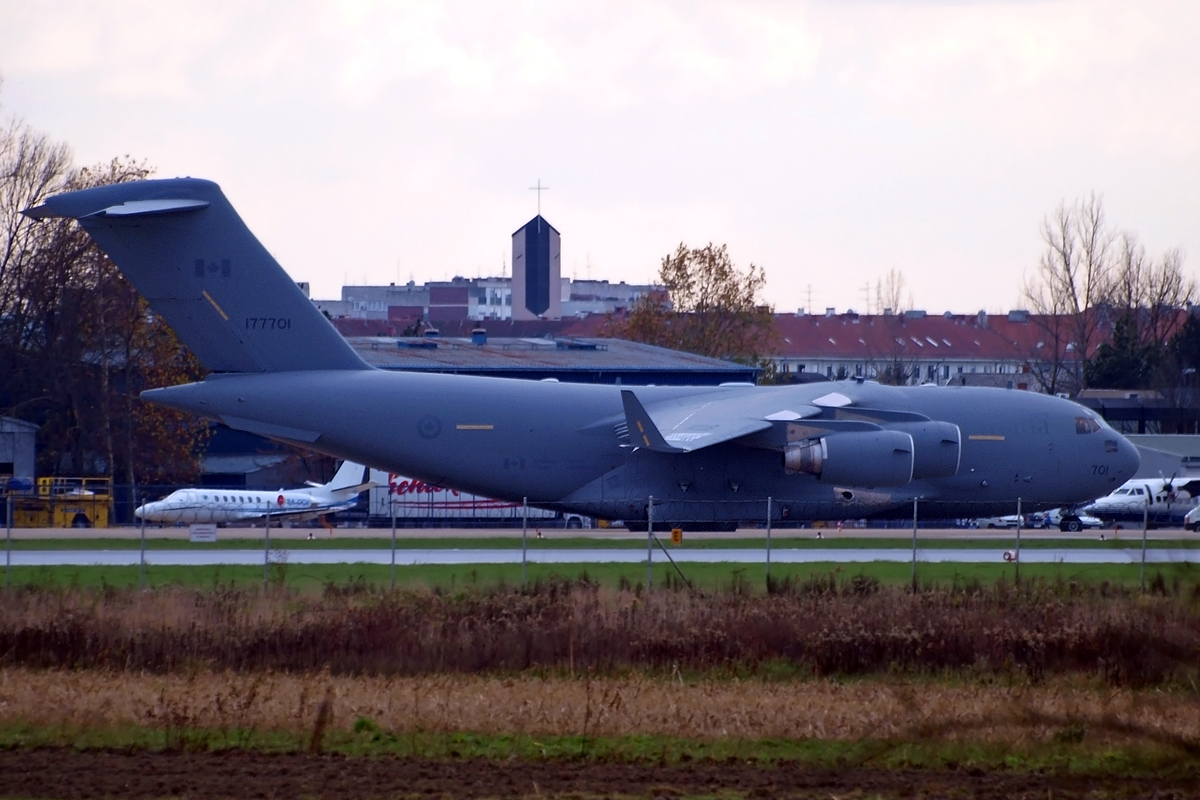 Boeing CC-177 Globemaster III (C-17A) Canada Air Force 177701 Zagreb_Pleso November_17_2008