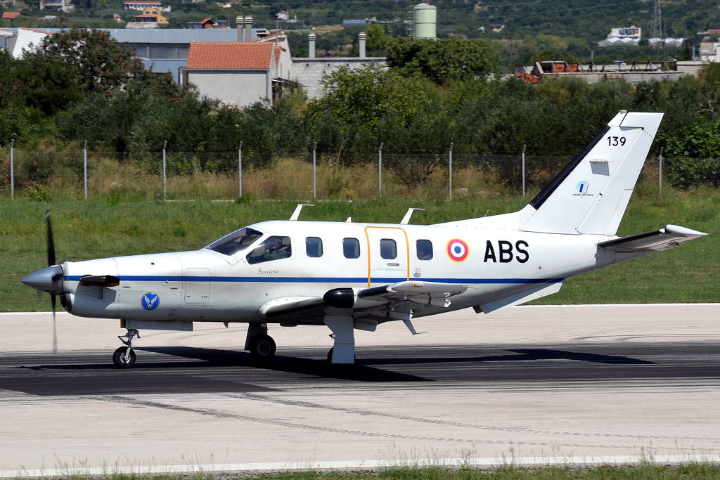 Socata TBM-700B France Army 139/ABS Split_Resnik (SPU/LDSP) August_6_2011