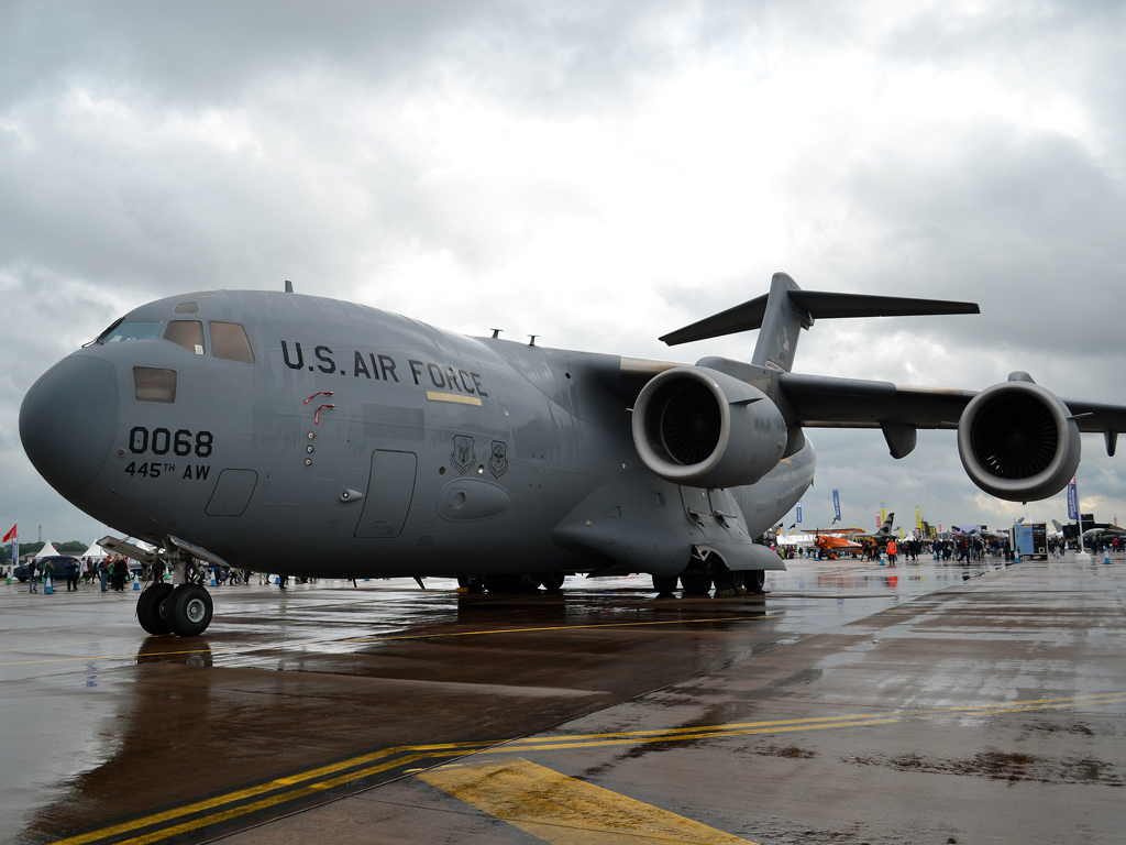 McDonnell Douglas C-17A Globemaster III USA Air Force 94-0068 Fairford (FFD/EGVA) July_07_2012