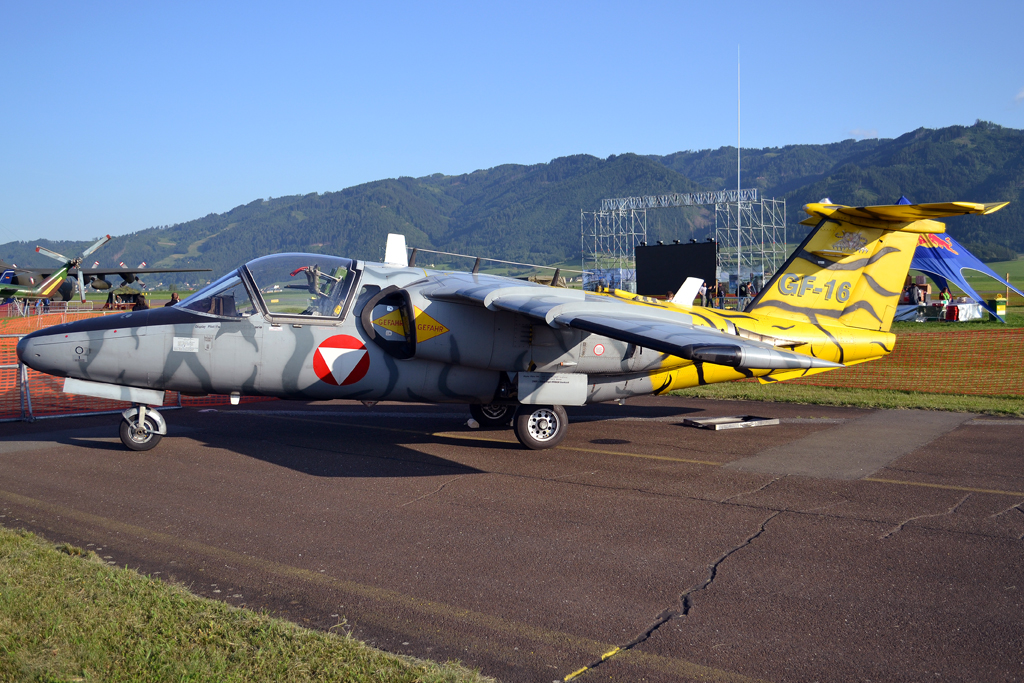 Saab 105 OE Austria Air Force GF-16 Zeltweg (LOXZ) July_01_2011