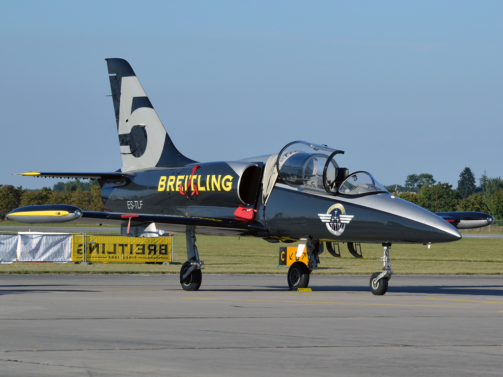 Aero L-39C Albatros Breitling Jet Team ES-TLF Hradec_Kralove (LKHK) September_03_2011