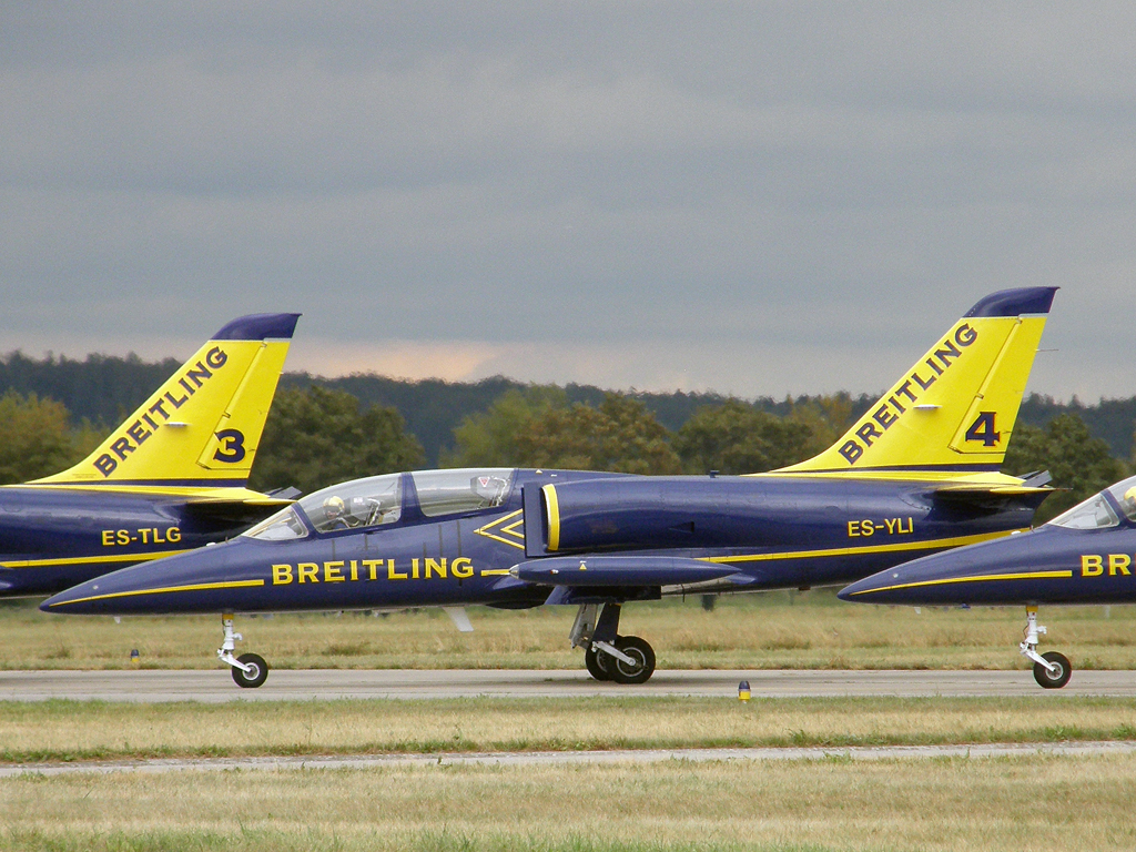 Aero L-39C Albatros Breitling Jet Team ES-YLI Hradec_Kralove (LKHK) September_05_2009