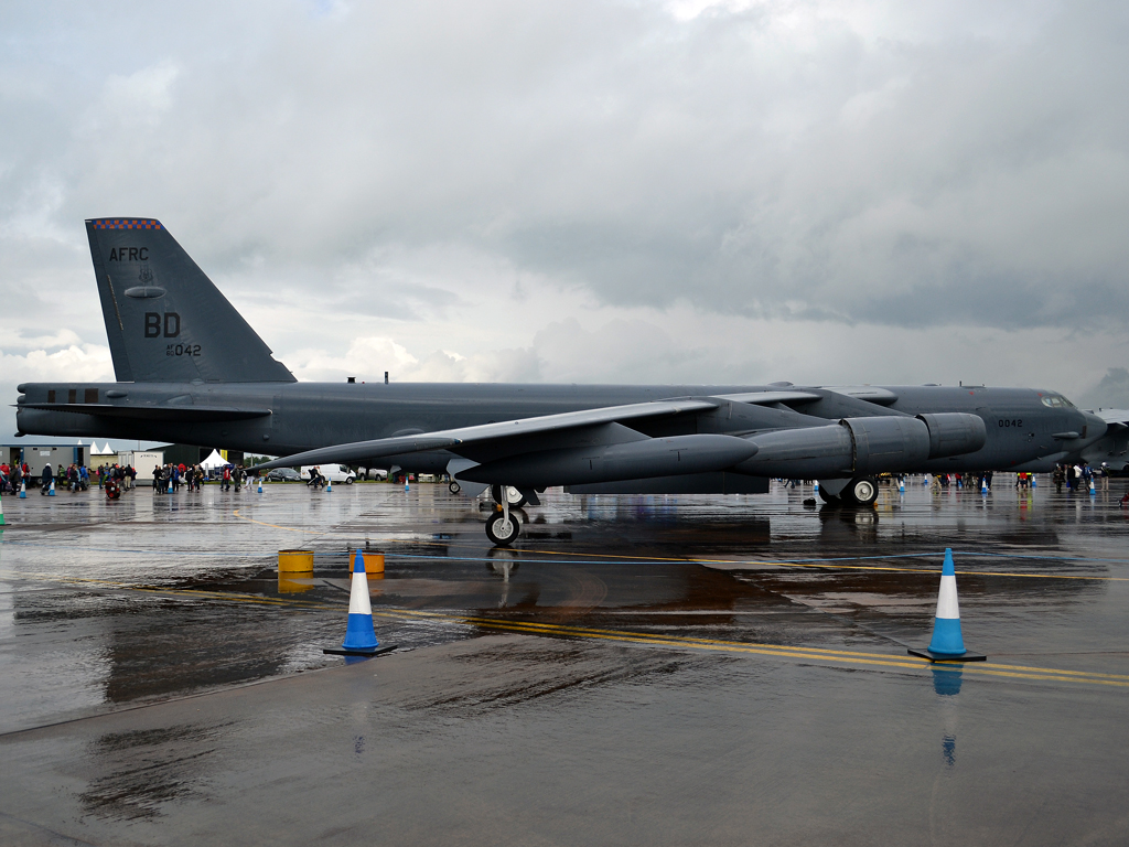 Boeing B-52H Stratofortress USA Air Force 60-0042 Fairford (FFD/EGVA) July_07_2012