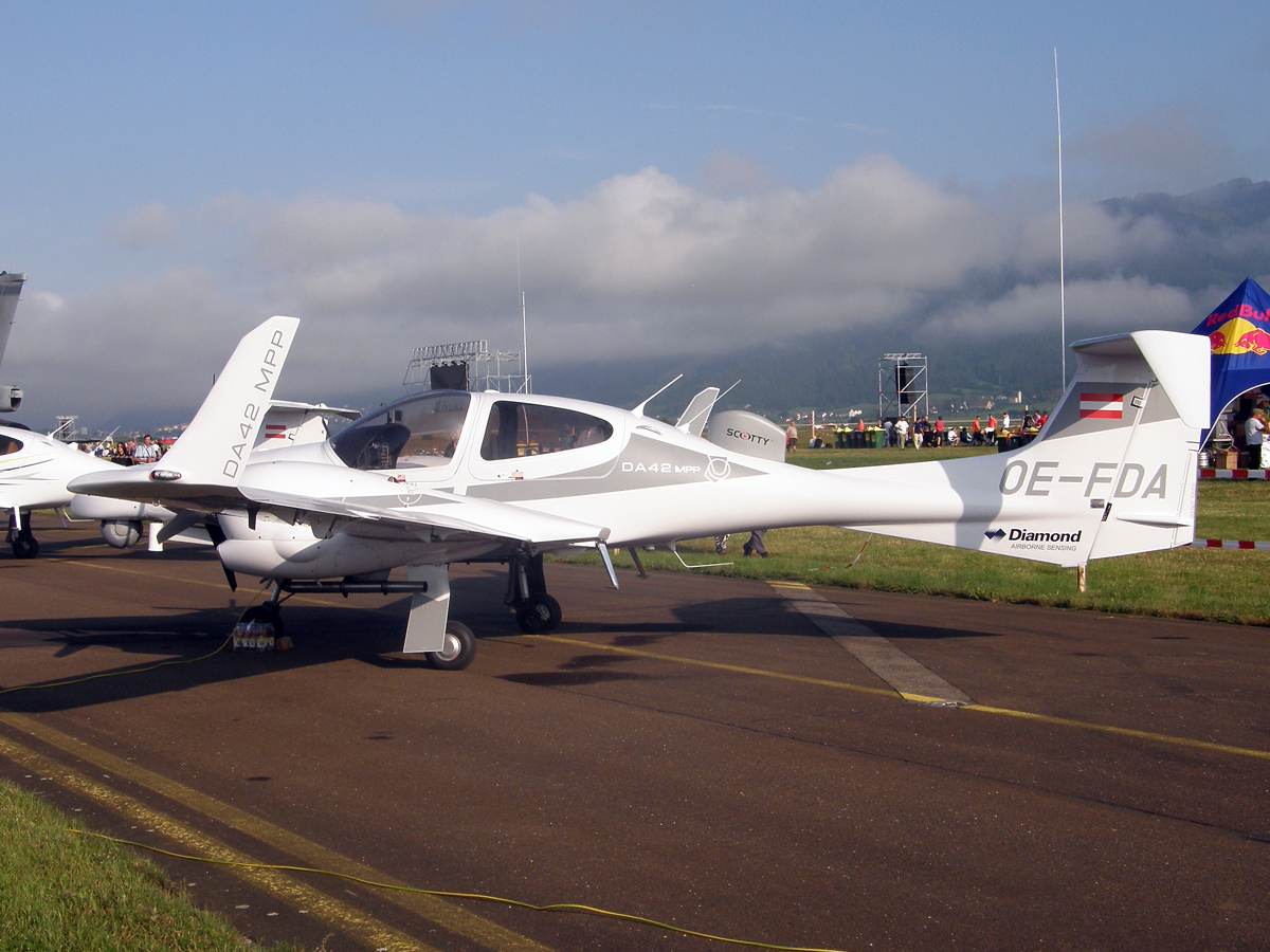 Diamond DA-42MPP Twin Star Untitled OE-FDA Zeltweg (LOXZ) June_27_2009