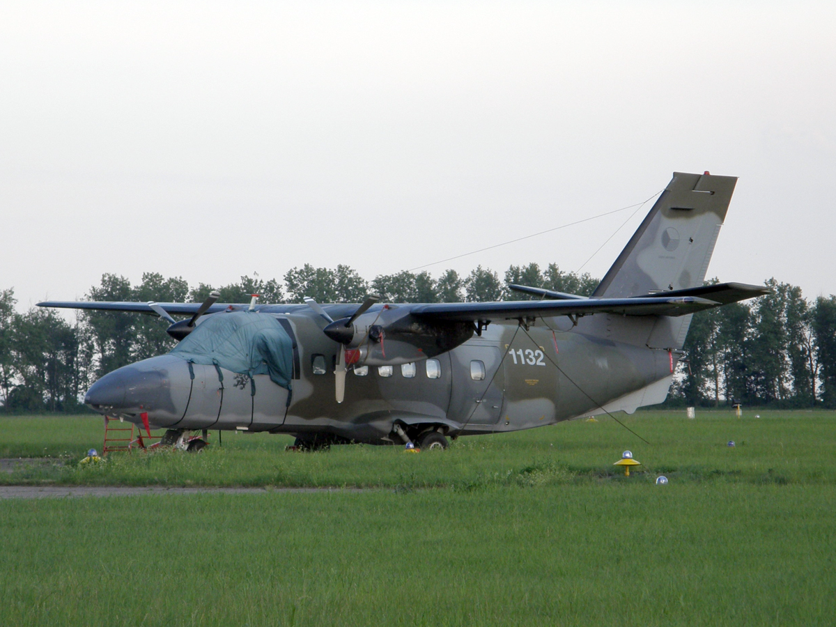 Let L-410T Turbolet Czech Air Force 1132 Prague_Kbely (LKKB) June_20_2009