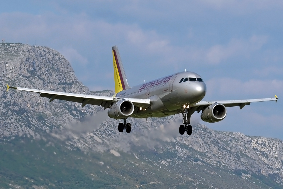 A319-132 Germanwings D-AGWF Split_Resnik (SPU/LDSP) May_8_2008