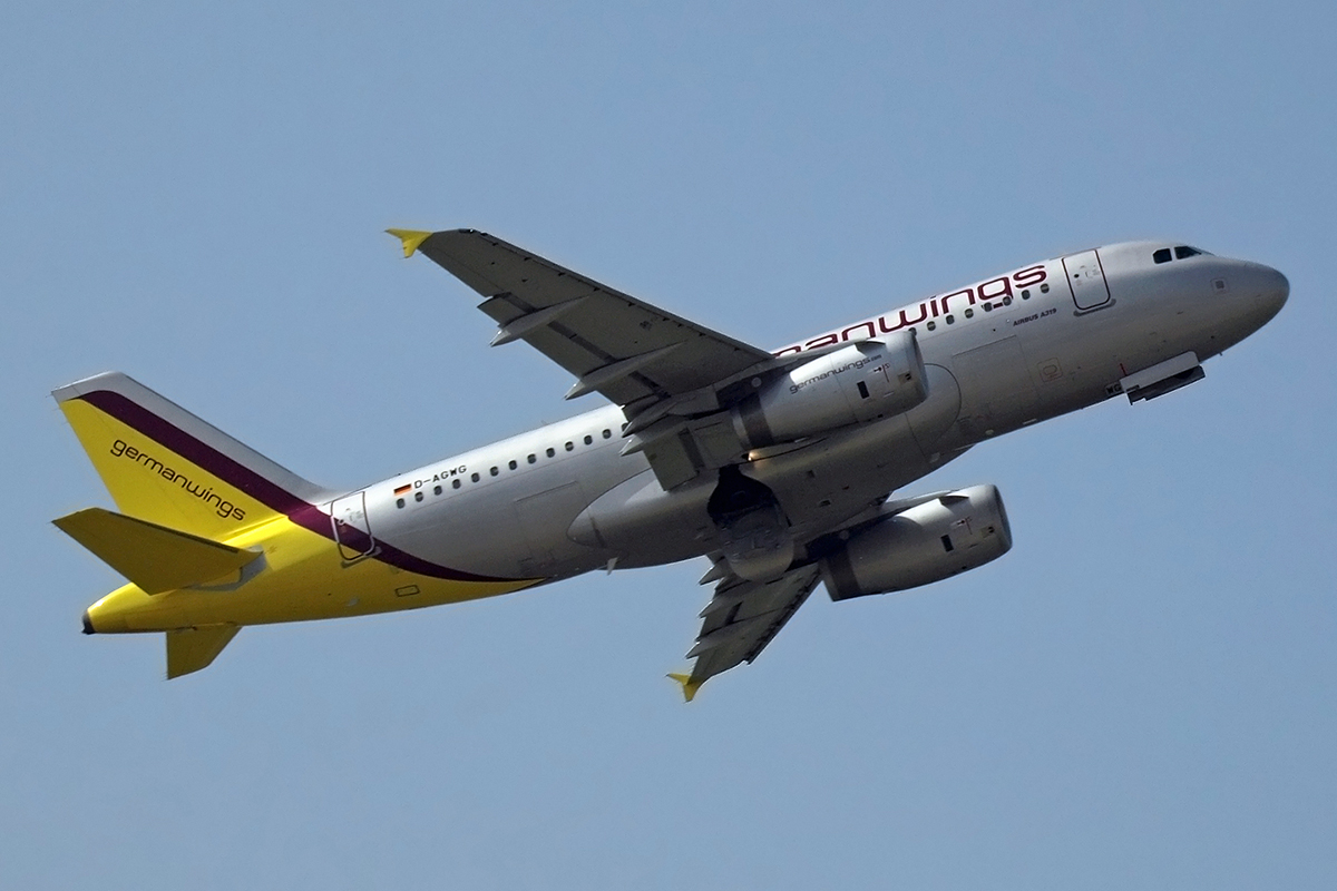 A319-132 Germanwings D-AGWG Berlin_Schonefeld May_30_2008