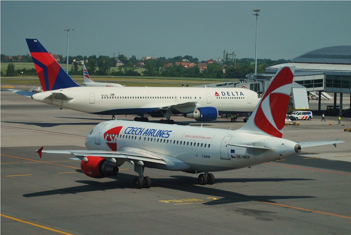 A319-112 CSA Czech Airlines OK-NEP Prague_Ruzyne (PRG/LKPR) July_03_2010