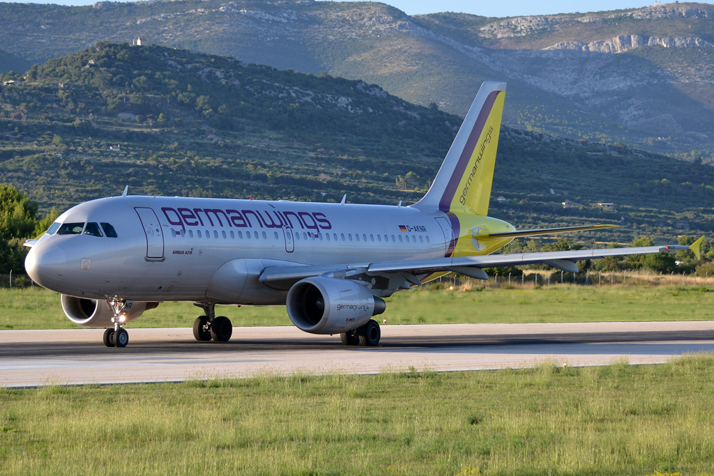 A319-112 Germanwings D-AKNR Split_Resnik (SPU/LDSP) August_6_2011