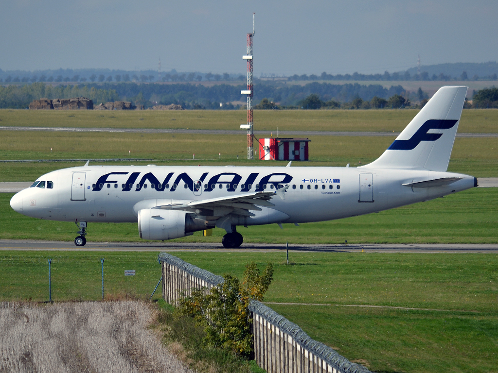 A319-112 Finnair OH-LVA Prague_Ruzyne (PRG/LKPR) September_30_2012