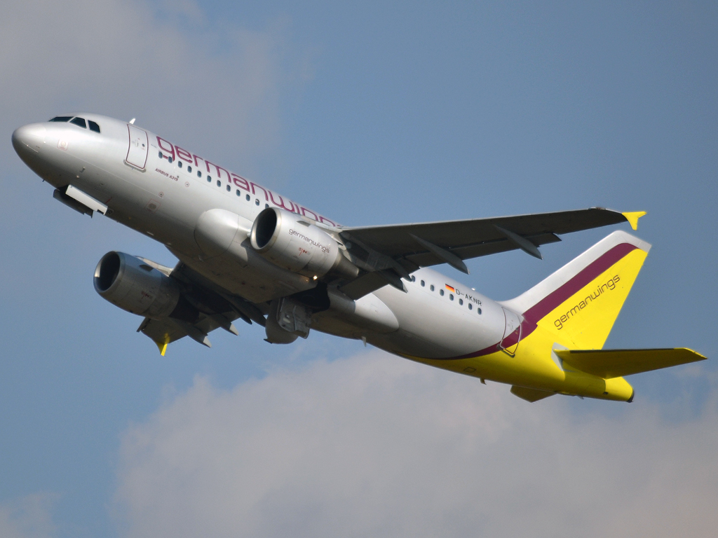 A319-112 Germanwings D-AKNR Cologne_Bonn (CGN/EDDK) April_08_2012