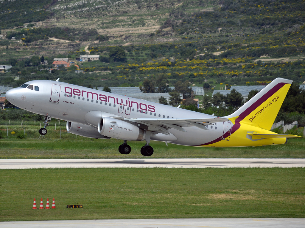 A319-132 Germanwings D-AGWI Split_Resnik (SPU/LDSP) May_03_2012