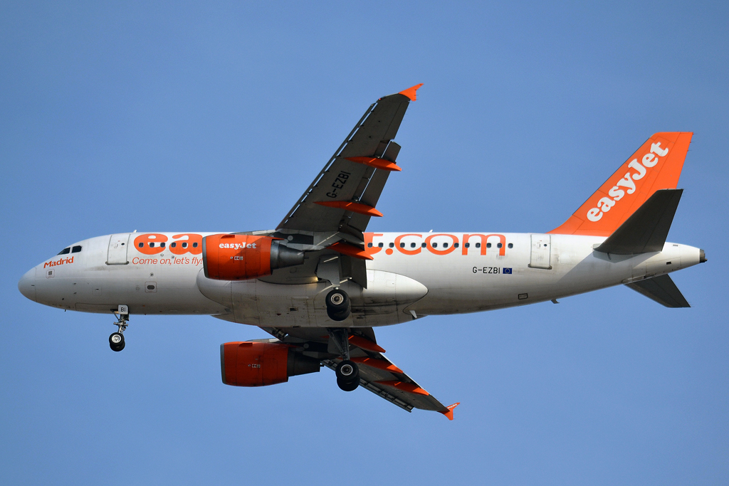 A319-111 EasyJet Airline G-EZBI Split_Resnik (SPU/LDSP) August_09_2013