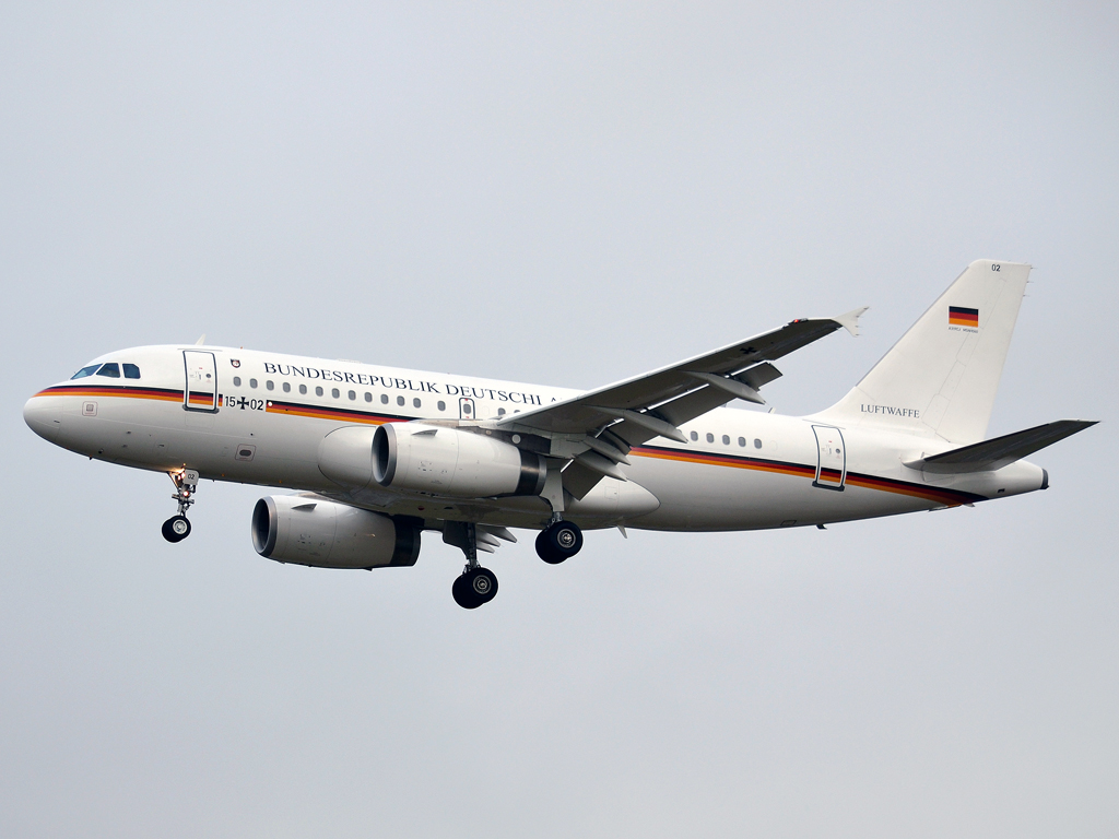 A319-133X Germany Air Force (Luftwaffe) 15+02 Prague_Ruzyne (PRG/LKPR) December_23_2011