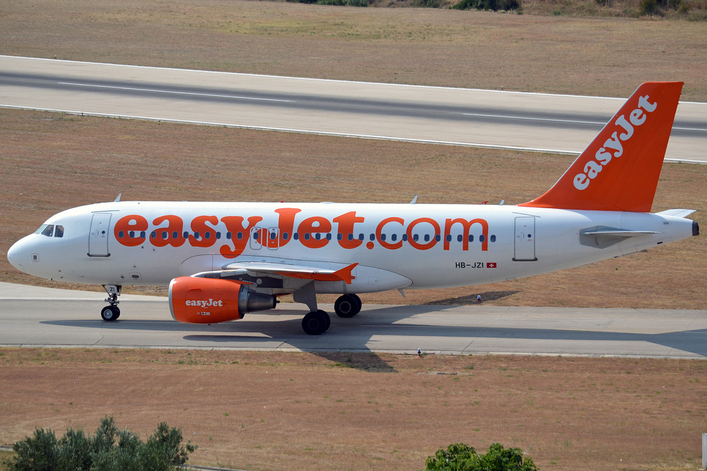 A319-111 EasyJet Switzerland HB-JZI Split_Resnik (SPU/LDSP) August_10_2013