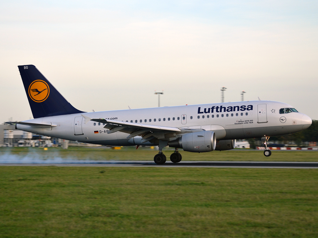 A319-112 Lufthansa D-AIBG Prague_Ruzyne (PRG/LKPR) September_21_2012