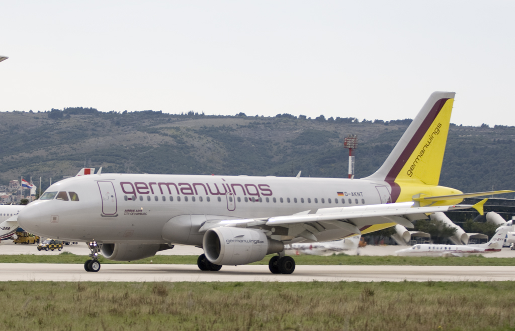 A319-112 Germanwings D-AKNT Split_Resnik (SPU/LDSP) April_7_2008