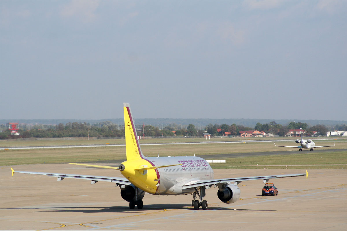 A319-112 Germanwings D-AKNR Zagreb_Pleso (ZAG/LDZA) October_19_2011