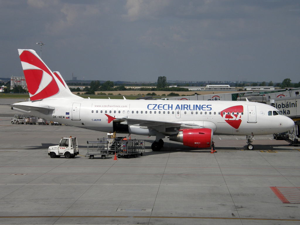 A319-112 CSA Czech Airlines OK-NEM Prague_Ruzyne (PRG/LKPR) July_28_2010