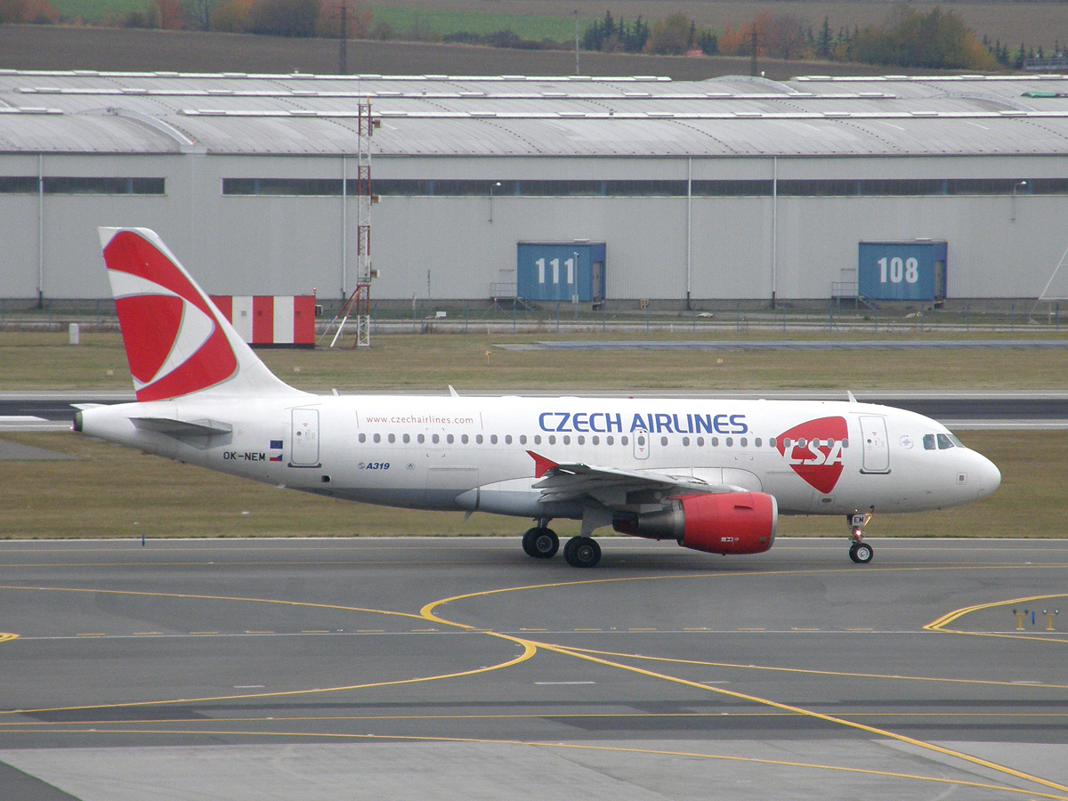 A319-112 CSA Czech Airlines OK-NEM Prague_Ruzyne (PRG/LKPR) October_28_2009