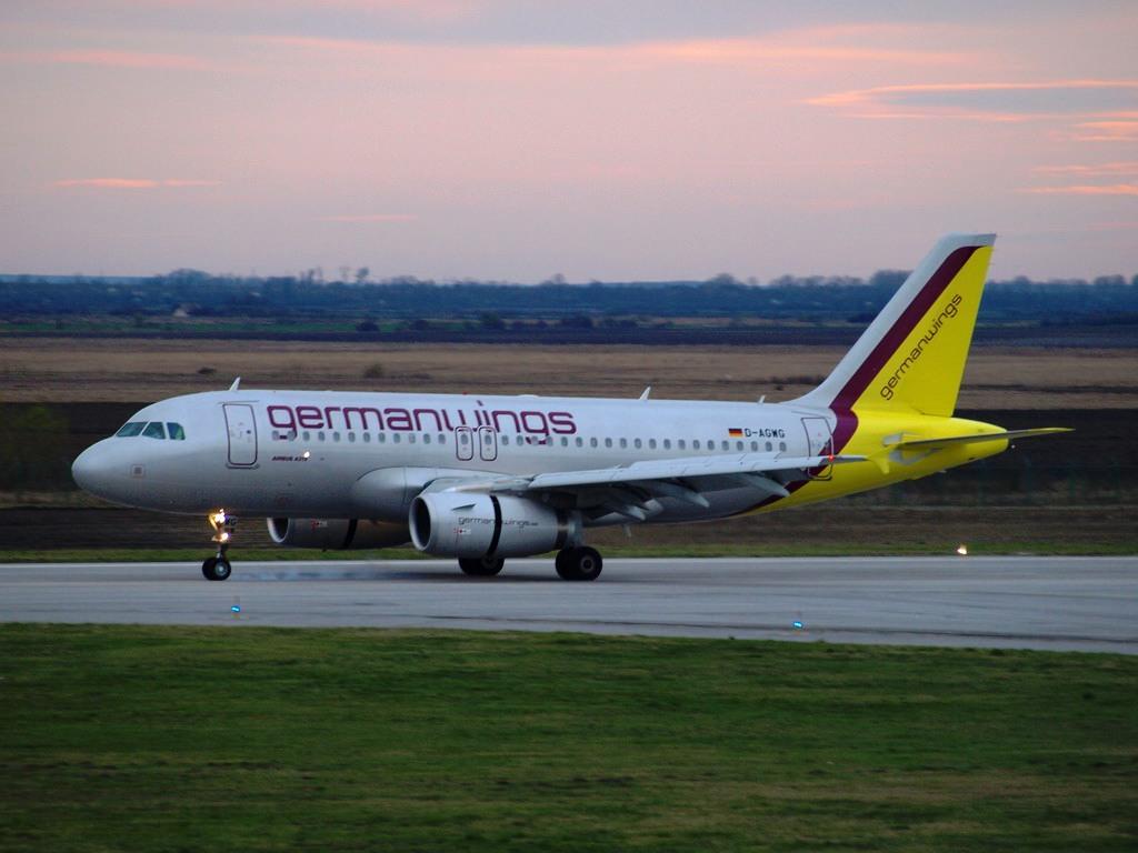 A319-132 Germanwings D-AGWG Osijek_Klisa March_28_2008