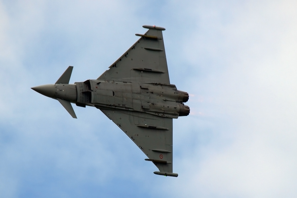 Eurofighter EF-2000 Typhoon S Italian Air Force MM7275 / 4-11 Paris_Le_Bourget June_23_2007 A