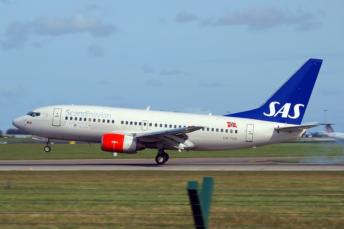 B737-705 Scandinavian Airlines - SAS LN-TUD Dublin_Collinstown April_5_2009