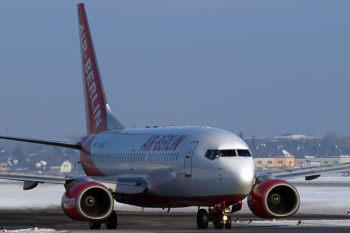 B737-75B Air Berlin (Germania) D-AGES Salzburg January_16_2010