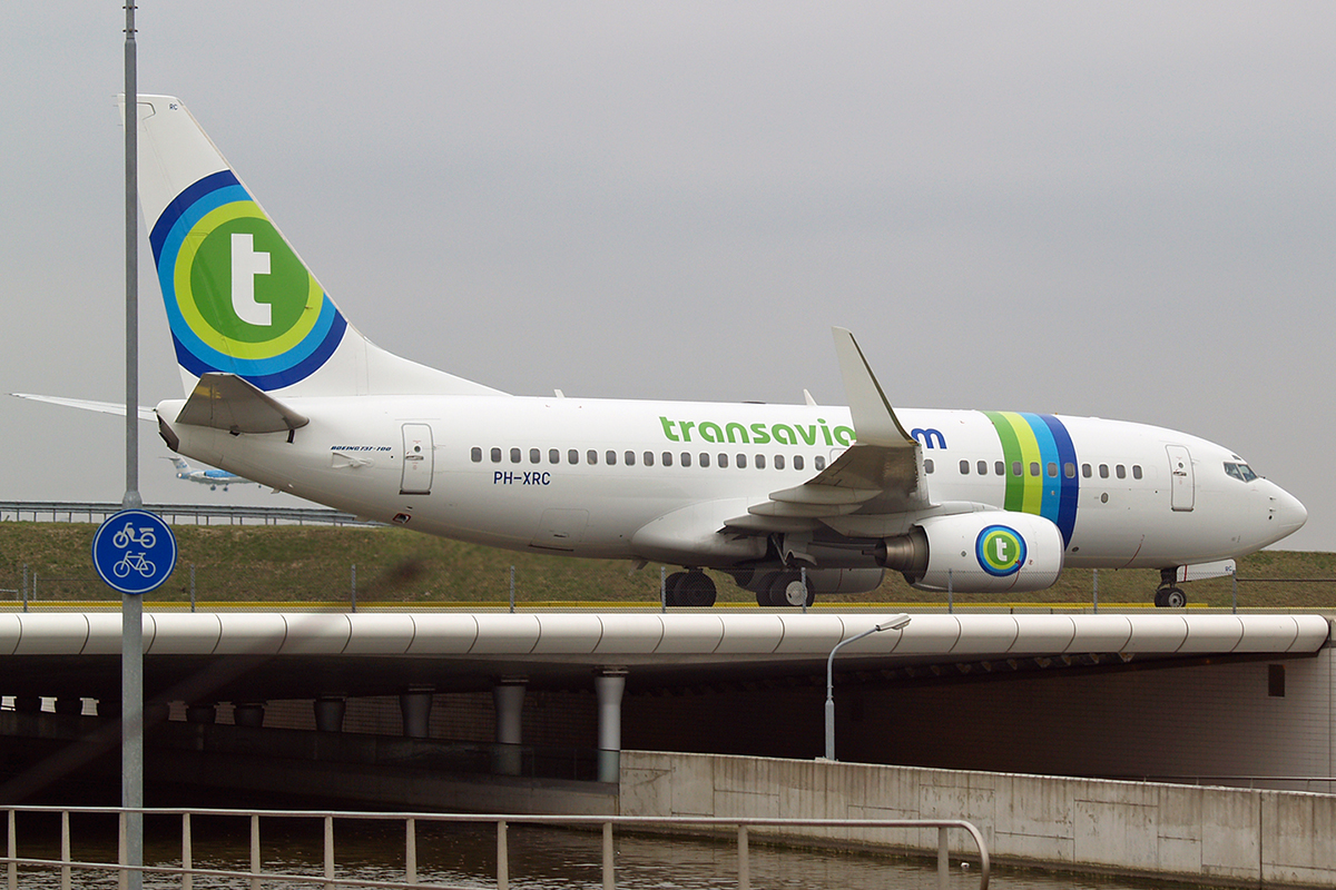 B737-7K2 Transavia Airlines PH-XRC Amsterdam Schiphol April_20_2006