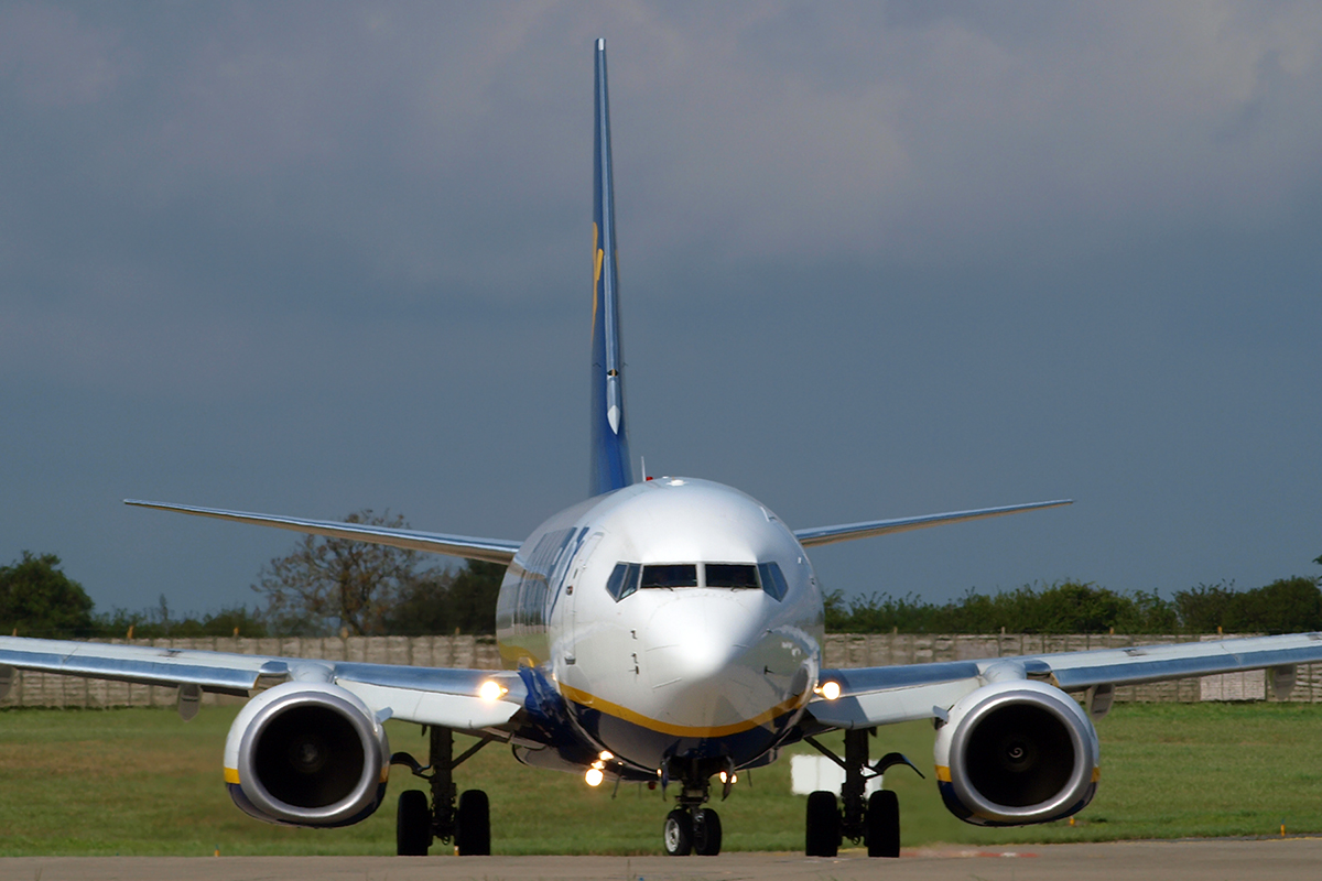 B737-8AS Ryanair EI-DPA Dublin_Collinstown April_14_2009