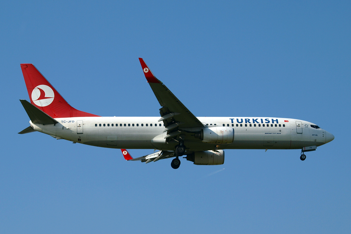 B737-8F2 Turkish Airlines TC-JFD Zagreb_Pleso October_10_2010