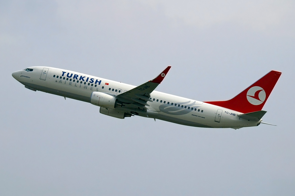 B737-8F2 Turkish Airlines TC-JHB Zagreb_Pleso September_25_2008