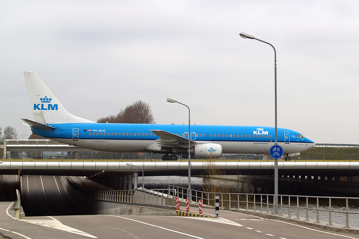 B737-9K2 KLM - Royal Dutch Airlines PH-BXO Amsterdam Schiphol April_20_2006