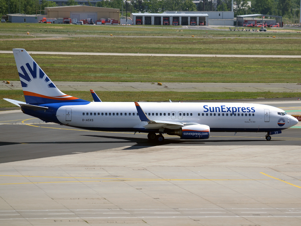 B737-8AS SunExpress Deutschland D-ASXS Frankfurt_Main (FRA/EDDF) May_25_2012