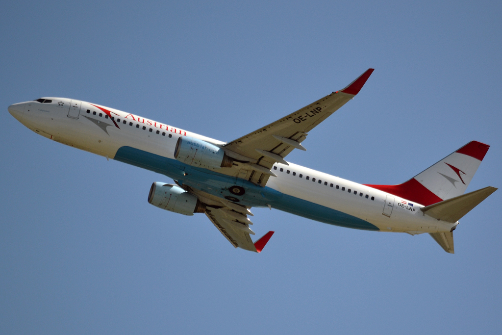 B737-8Z9 Austrian Airlines OE-LNP Frankfurt_Main (FRA/EDDF) May_25_2012