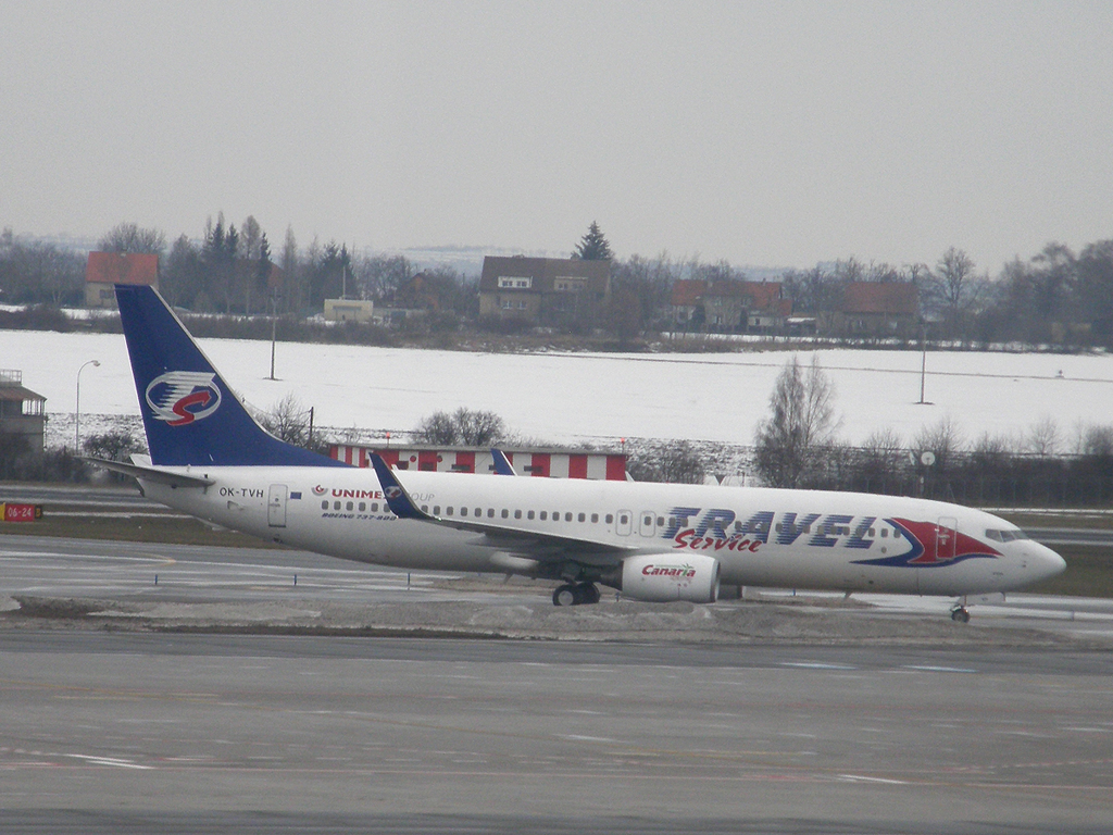 B737-8Q8 Travel Service OK-TVH Prague_Ruzyne February_26_2010