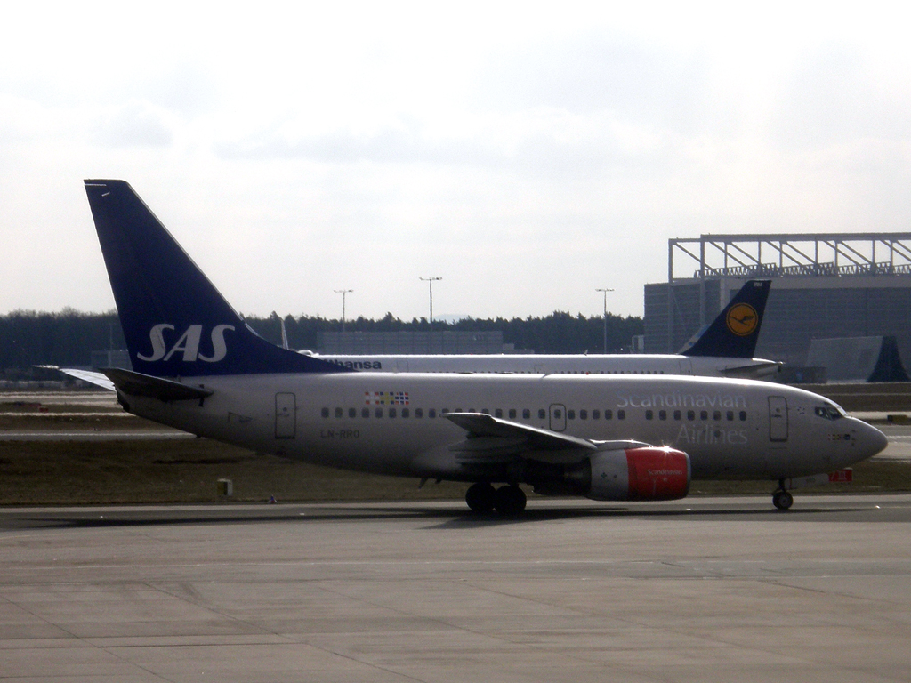 B737-683 SAS - Scandinavian Airlines LN-RRO Frankfurt_Main March_08_2010