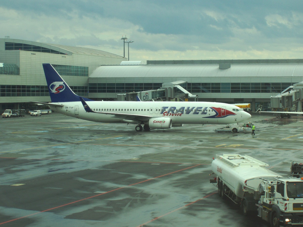 B737-8FH Travel Service OK-TVF Prague_Ruzyne July_26_2007