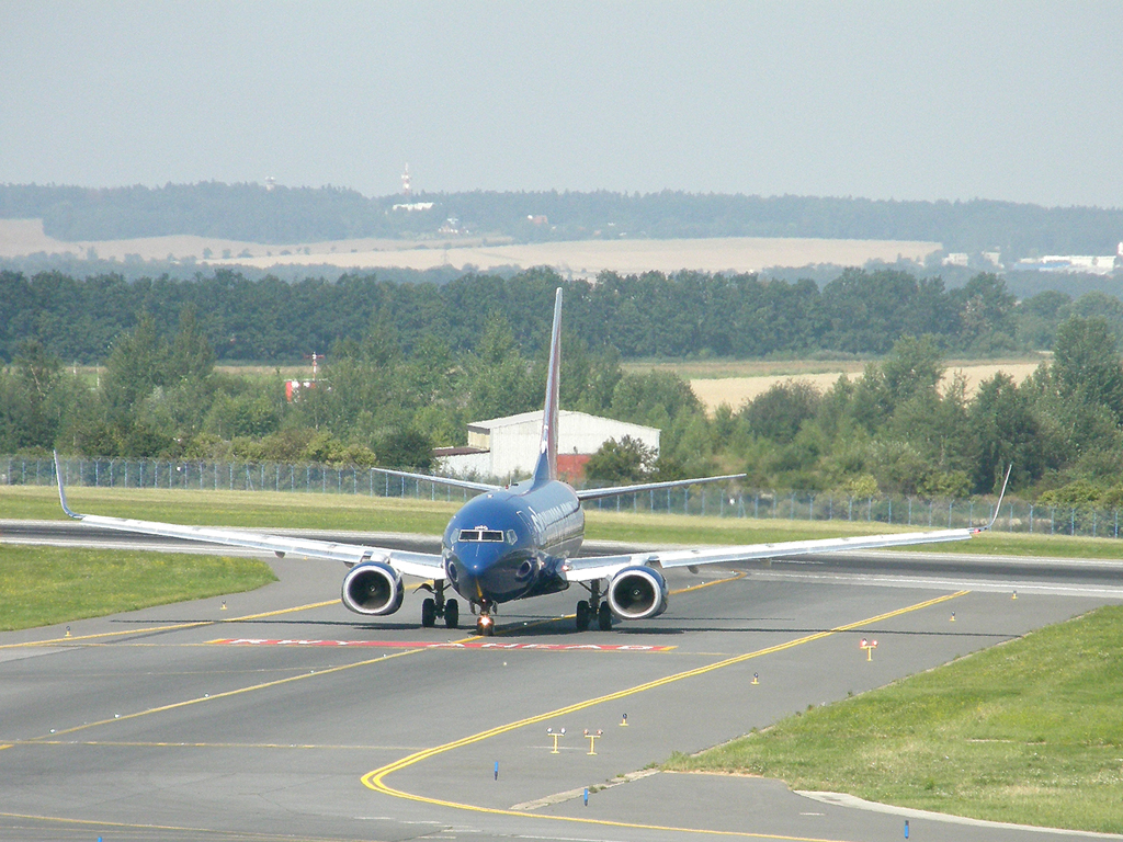 B737-76N SkyEurope Airlines OM-NGG Prague_Ruzyne August_01_2009